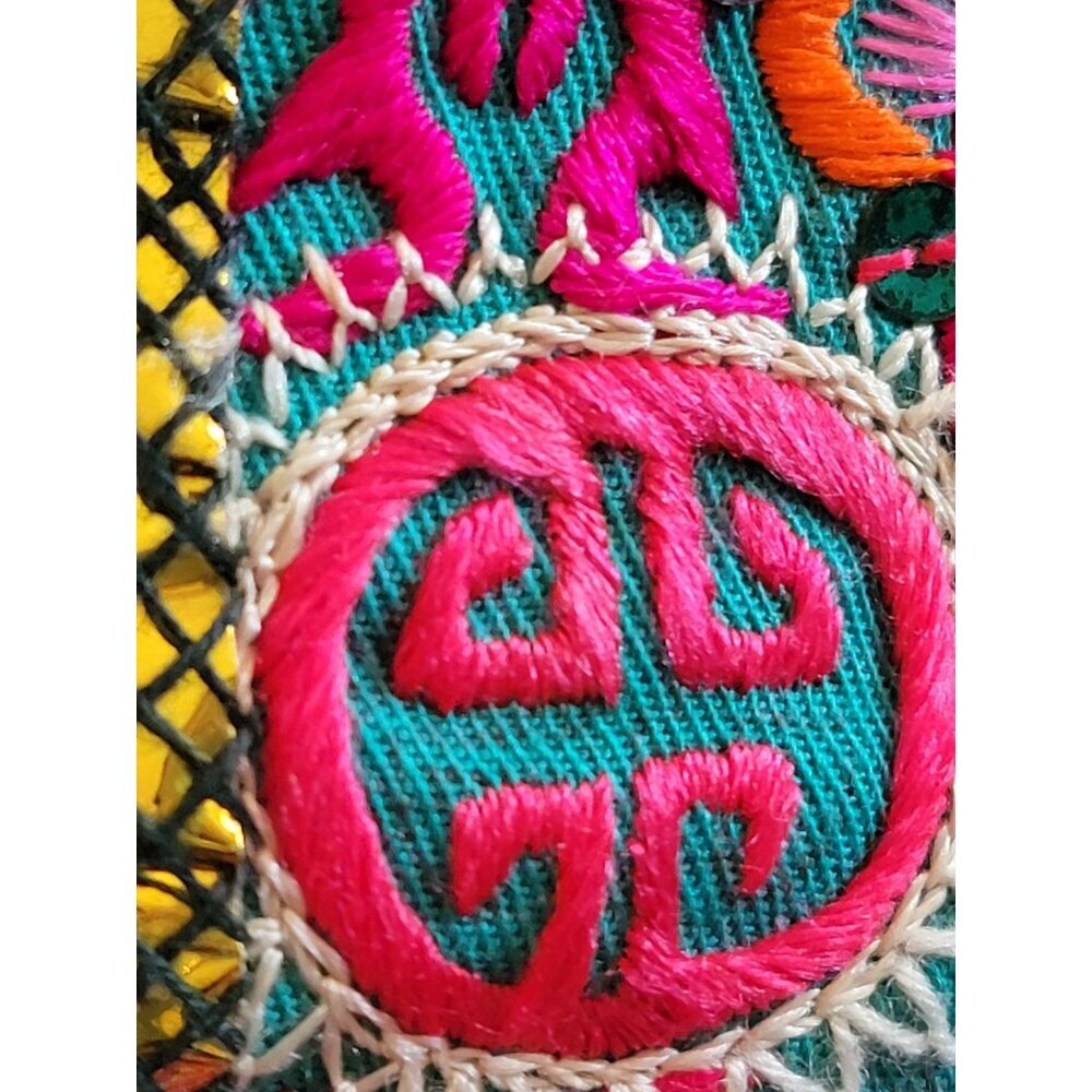Vtg  Handcrafted Embroidered Art to Wear Boho Vest - Picture 11 of 15